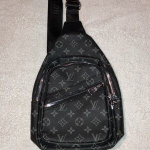 Men’s side sachel bag never used